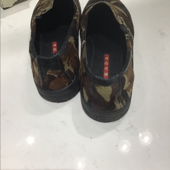 PRADA slips on camouflaged shoes - Picture 6 of 10